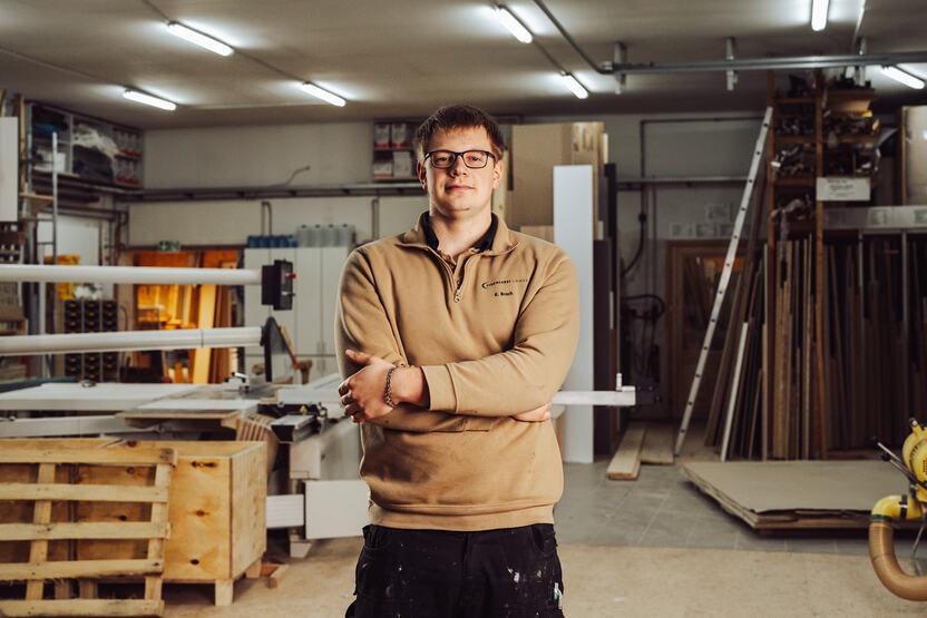 Portraitbild Portraitbild von Mitarbeiter der Tischlerei Lohse