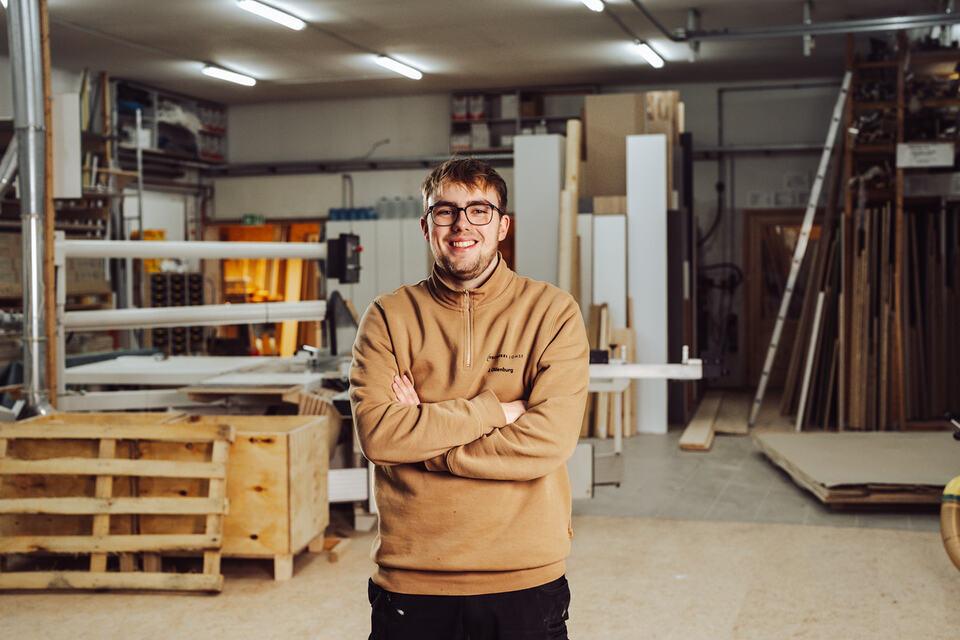 Portraitbild Portraitbild von Mitarbeiter der Tischlerei Lohse